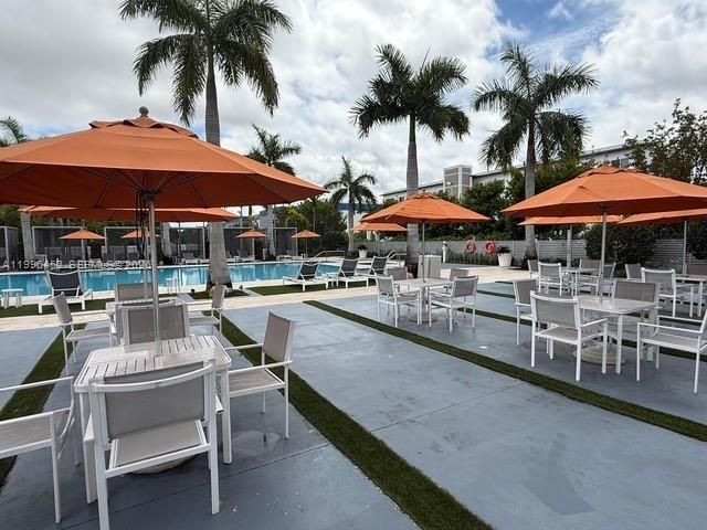 10412 NW 63rd Ter, Doral, FL 33178 Photo