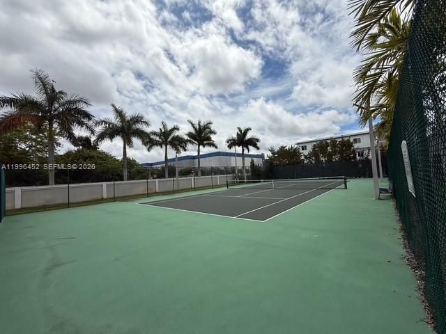 10412 NW 63rd Ter, Doral, FL 33178 Photo