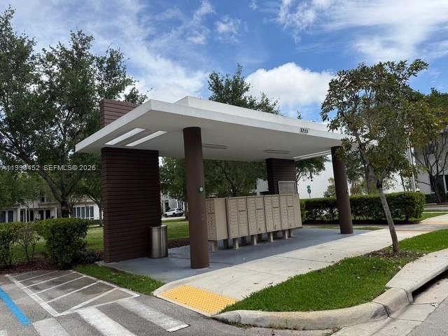 10412 NW 63rd Ter, Doral, FL 33178 Photo