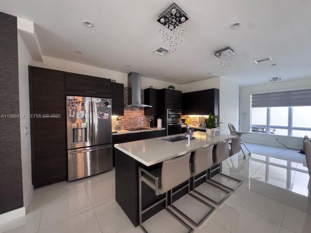 10412 NW 63rd Ter, Doral, FL 33178 Photo