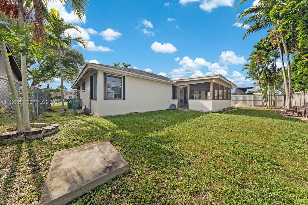 29785 SW 164th Pl, Homestead, FL 33033 Photo