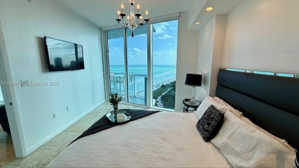 6515 Collins Ave, Unit 1604, Miami Beach, FL 33141 Photo