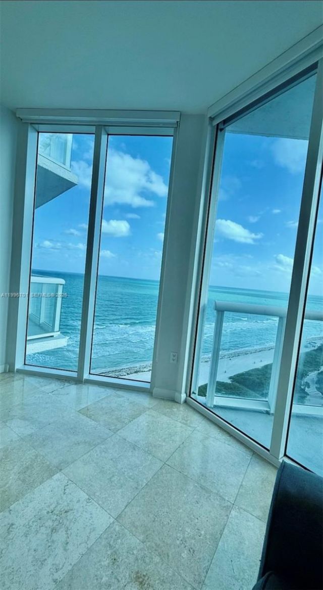 6515 Collins Ave, Unit 1604, Miami Beach, FL 33141 Photo