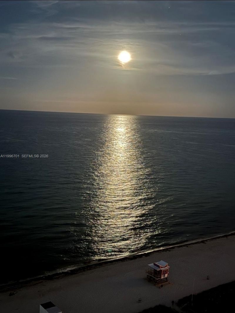 6515 Collins Ave, Unit 1604, Miami Beach, FL 33141 Photo