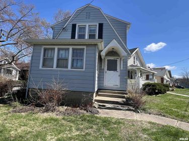 721 W LOUCKS Avenue, Peoria, IL 61604