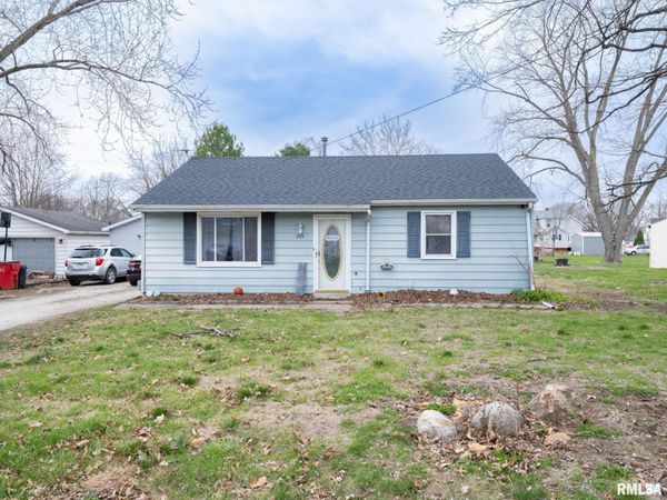 209 N KELLOGG Street, Yates City, IL 61572