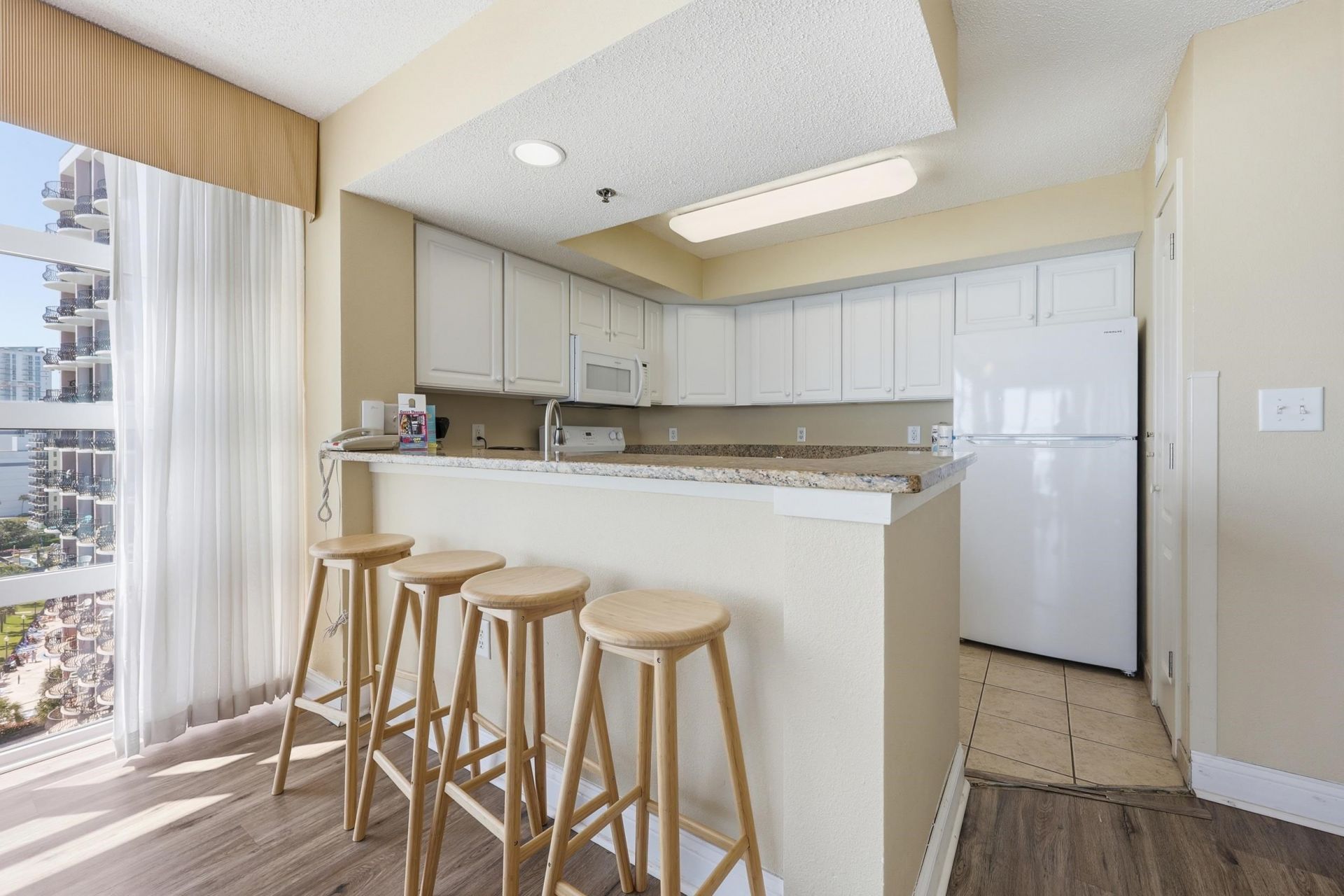 2504 N Ocean Blvd. Photo 11