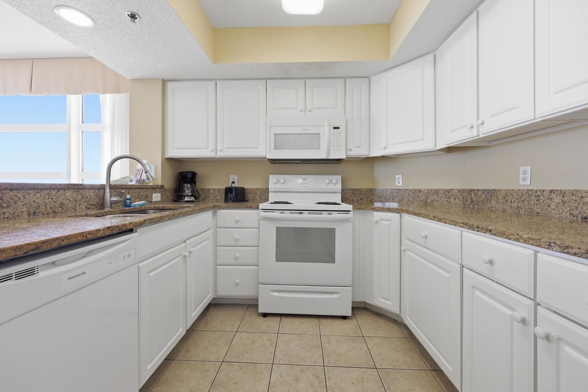 2504 N Ocean Blvd. Photo 6