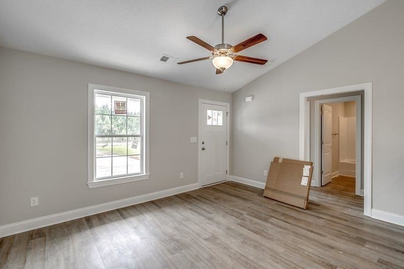 2605 Cottonwood Dr. Photo 15