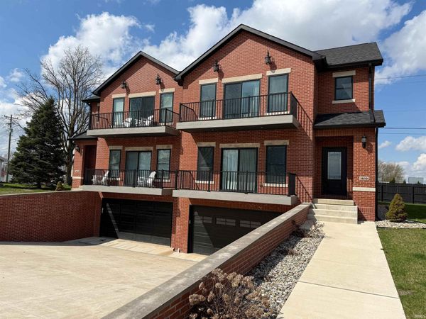 1610 North Shore Drive, Rochester, IN 46975