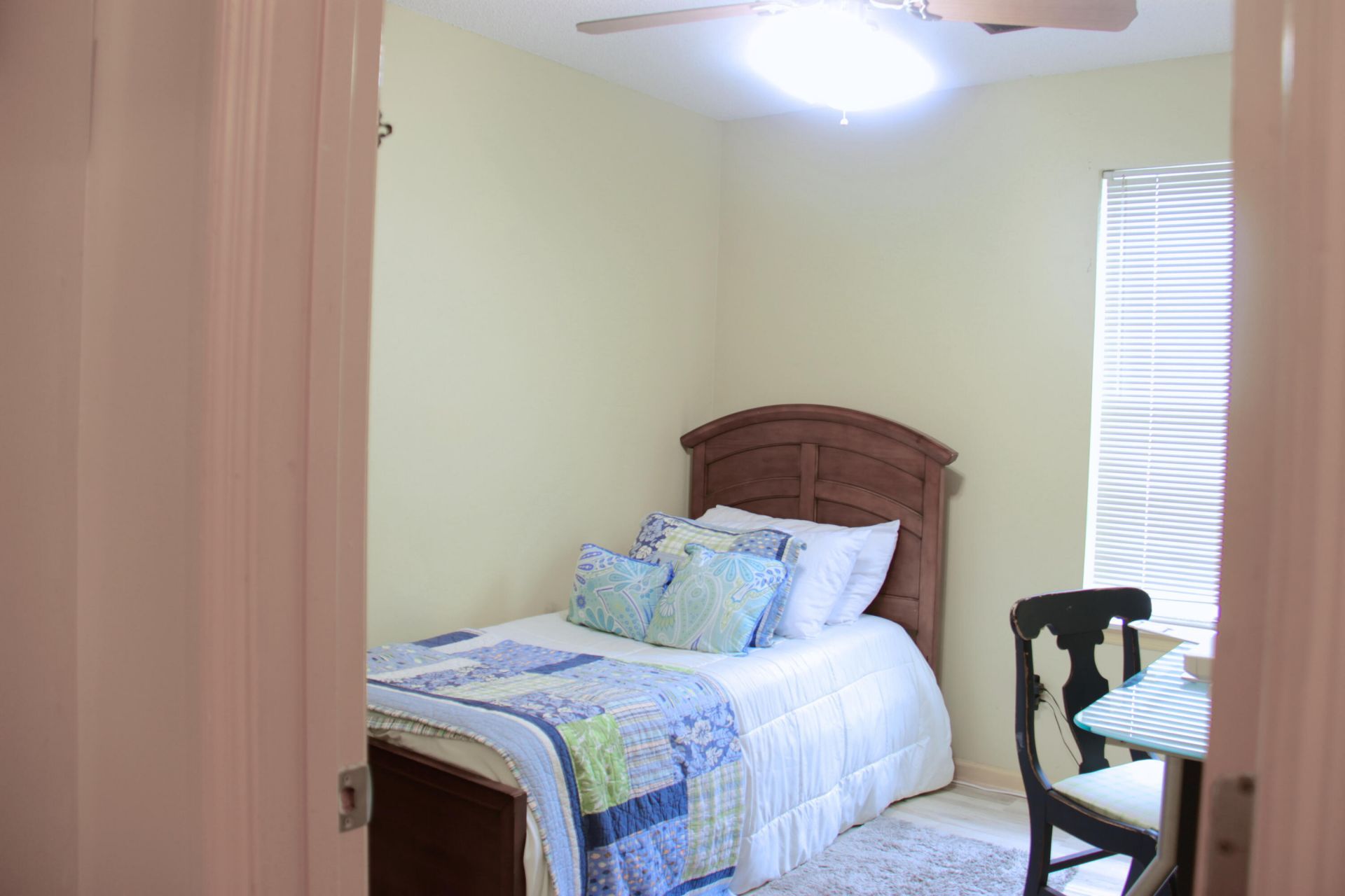 444 Indigo Road Photo 11