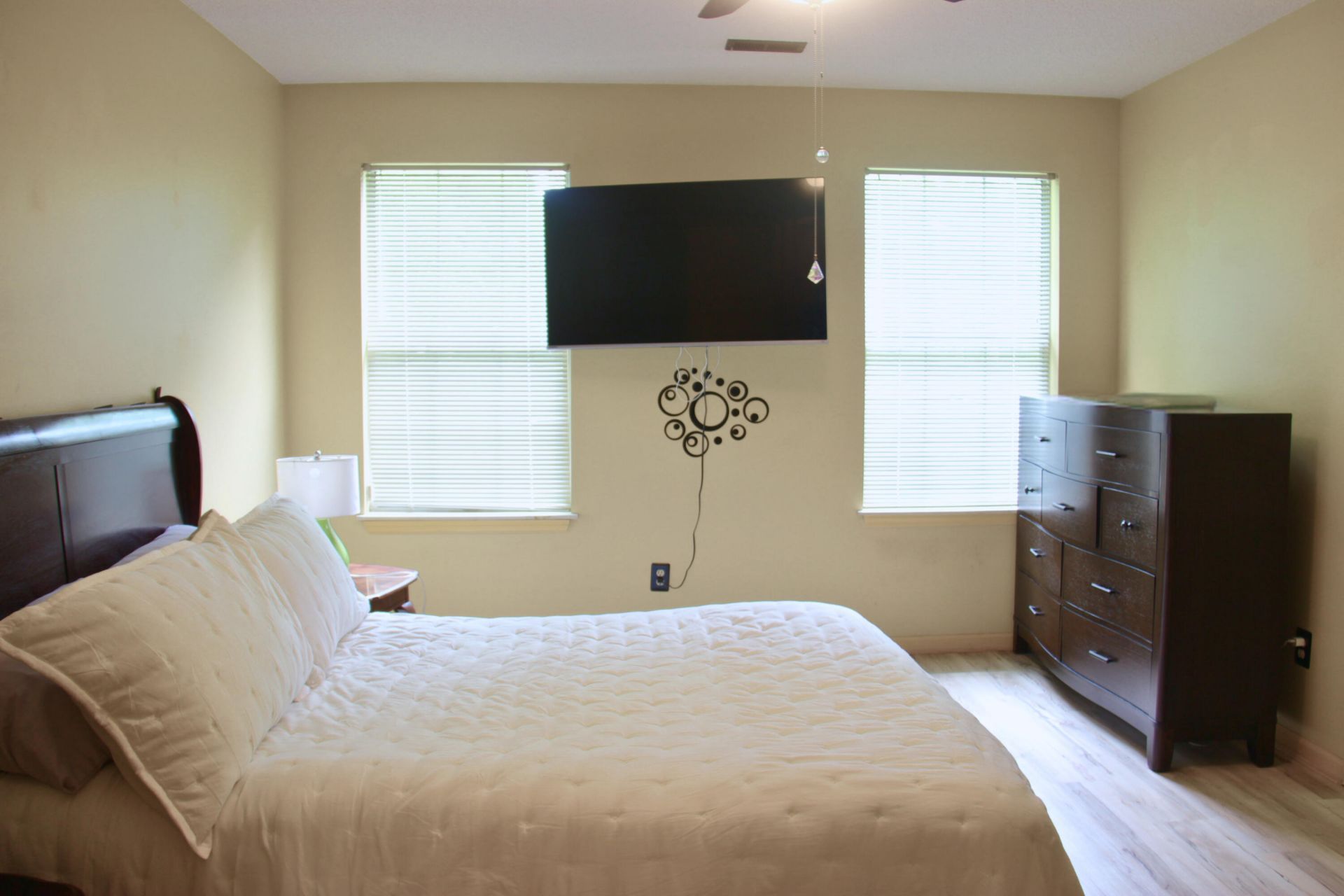 444 Indigo Road Photo 9