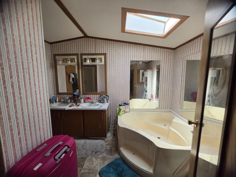 1221 Hazel Nut Lane, Sidney, OH 45365 Photo 6