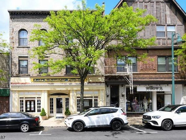 431 Springfield Ave, Unit 6, Summit, NJ 07901
