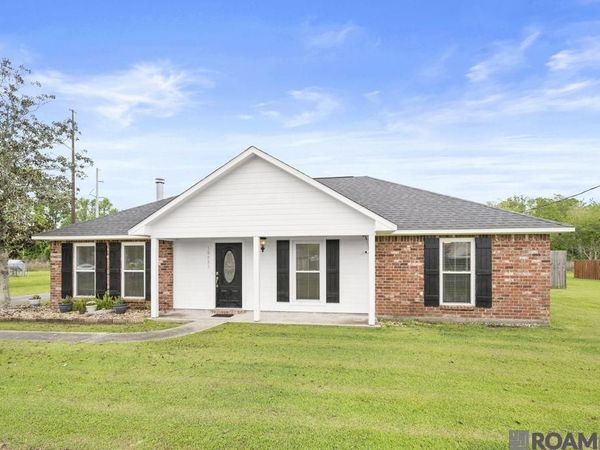 10083 Lake Ridge Ave, Gonzales, LA 70737