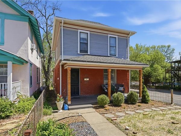 3121 Grand Avenue, Kansas City, MO 64111