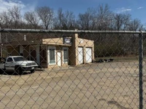 5906 Dr Martin Luther King Jr Boulevard, Kansas City, MO 64129