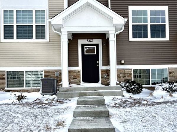 863 Briar Glen Court, Unit 863, Hampshire, IL 60140