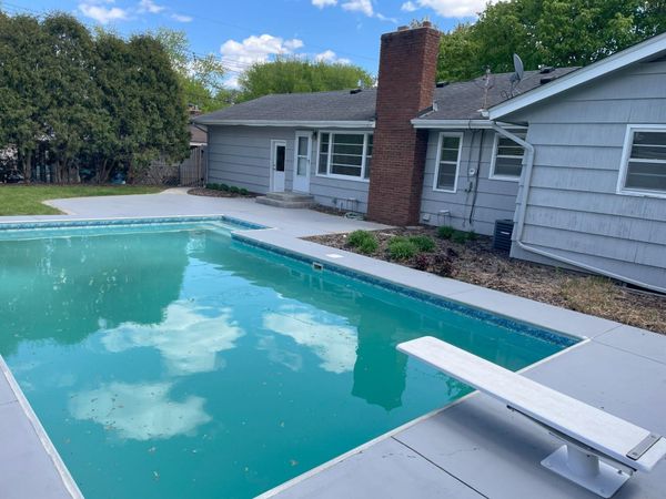 725 Pontiac Place, Mendota Heights, MN 55120