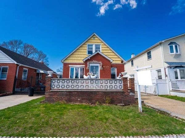 49-58 Utopia Parkway , Fresh Meadows, NY 11365