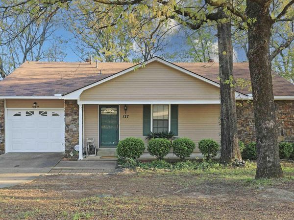 127 Point West Circle, Little Rock, AR 72211