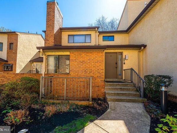 213 AUGUSTA CIRCLE, MOUNT LAUREL, NJ 08054