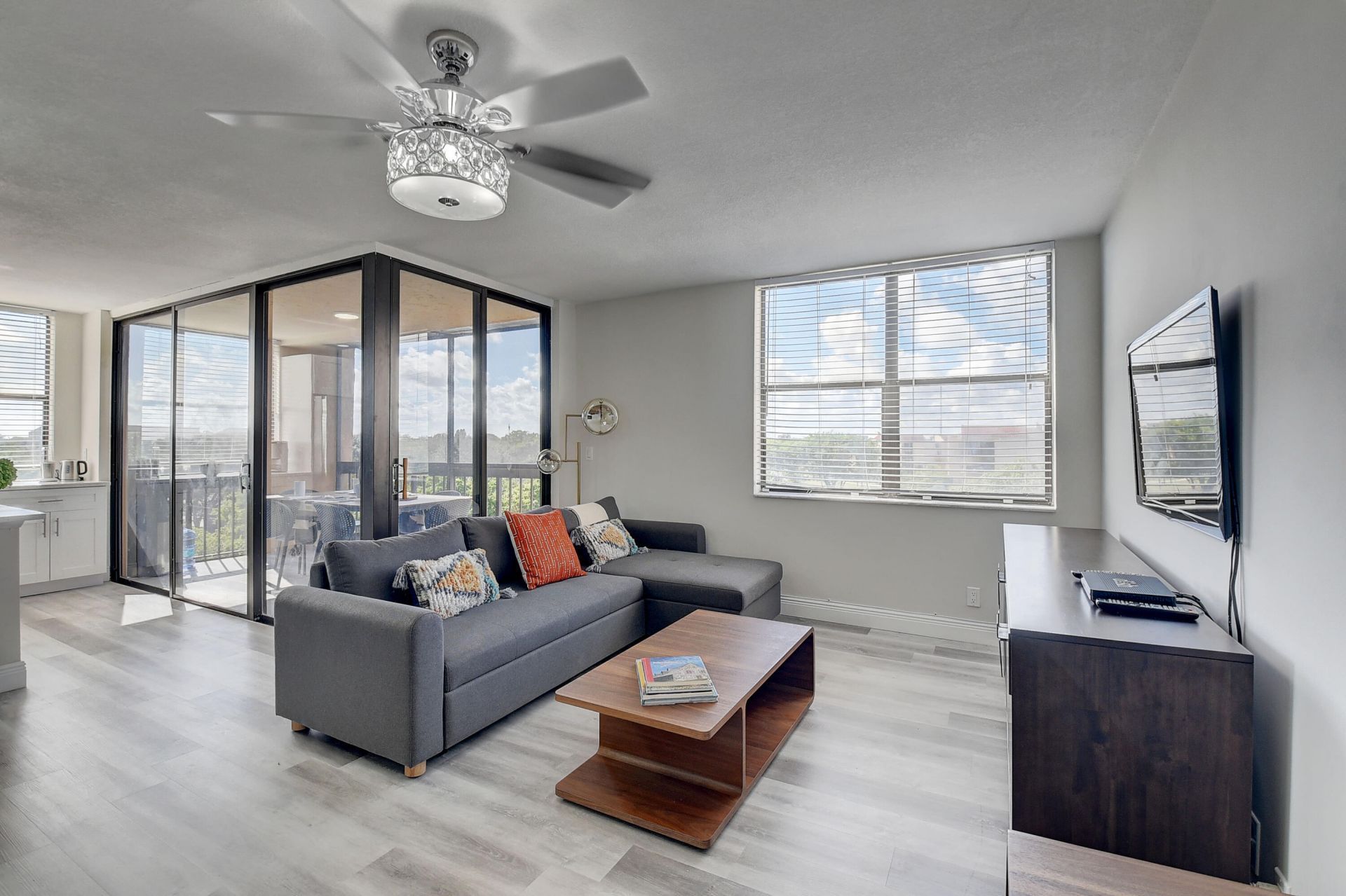 600 Egret Circle, Unit 7505, Delray Beach, FL 33444 Photo