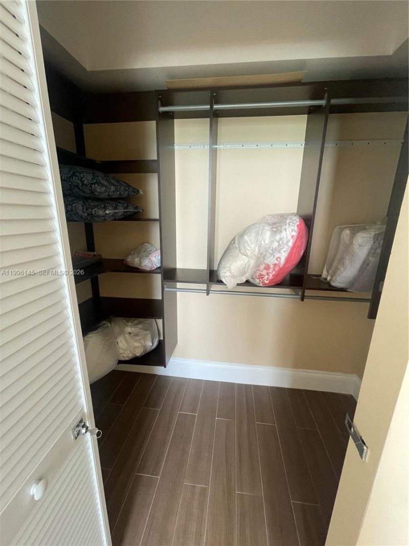 951 Brickell Ave, Unit 3506, Miami, FL 33131 Photo
