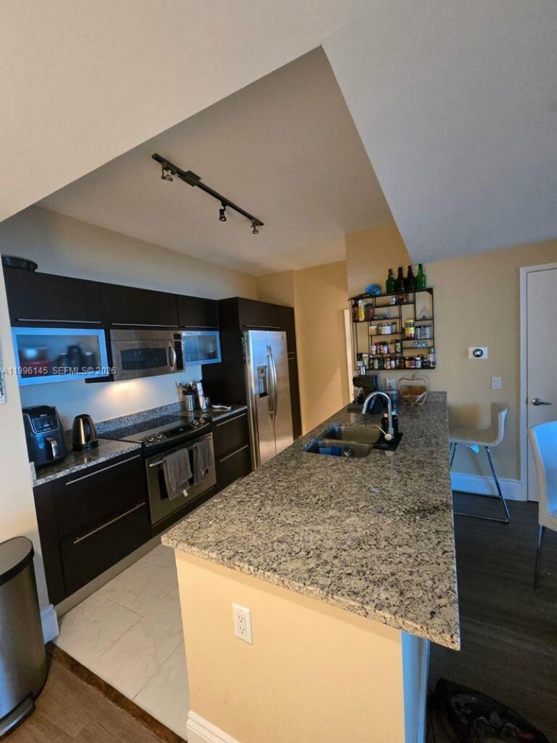 951 Brickell Ave, Unit 3506, Miami, FL 33131 Photo