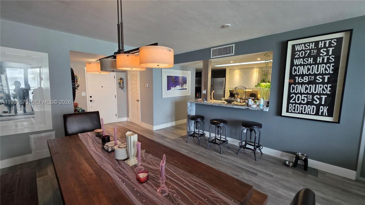 5825 Collins Ave , Unit 8J, Miami Beach, FL 33140 Photo