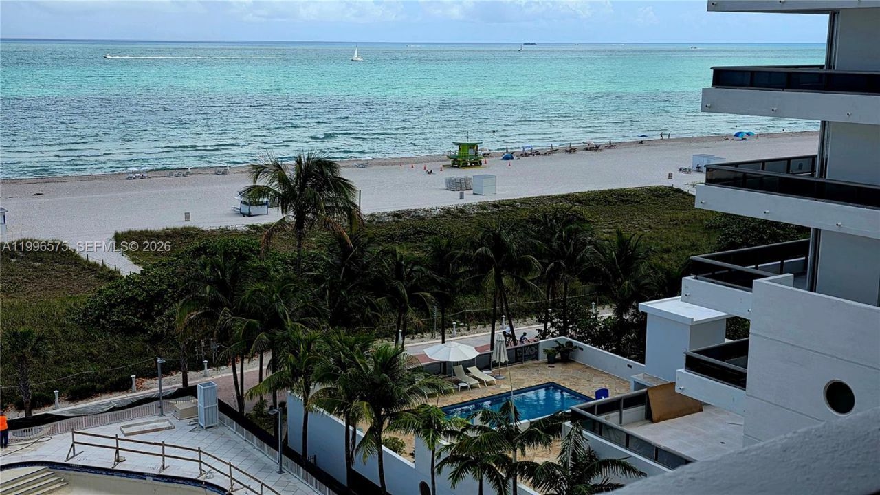 5825 Collins Ave , Unit 8J, Miami Beach, FL 33140 Photo