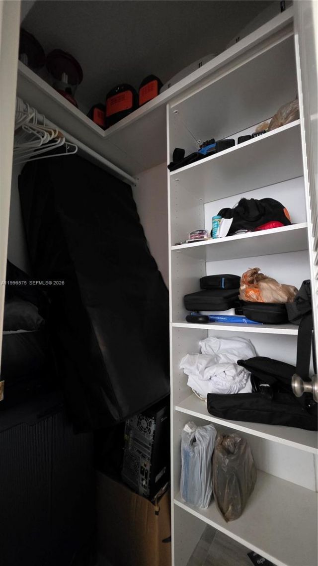 5825 Collins Ave , Unit 8J, Miami Beach, FL 33140 Photo