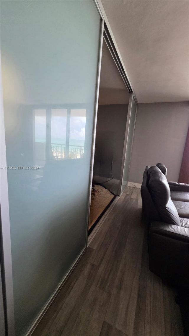 5825 Collins Ave , Unit 8J, Miami Beach, FL 33140 Photo
