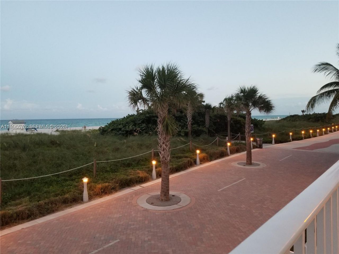 5825 Collins Ave , Unit 8J, Miami Beach, FL 33140 Photo