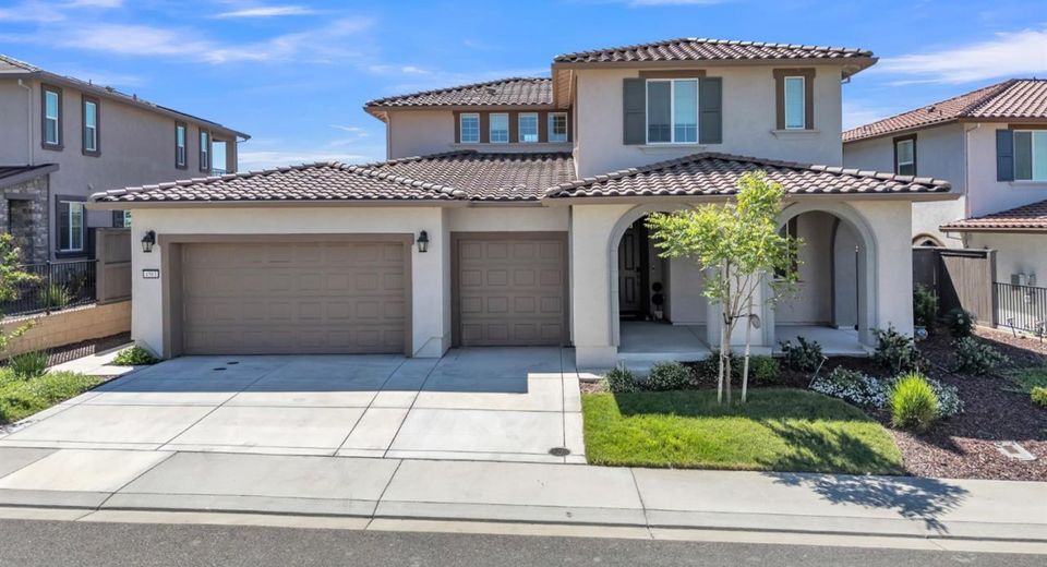 4583 Scenic Vista Dr, Folsom, CA 95630 Photo