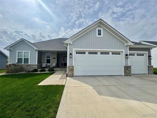 1482 Guilford Place , Troy, IL 62294