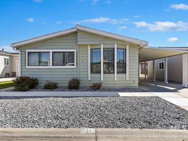 9390 Ustick Rd, Unit 31, Boise, ID 83704