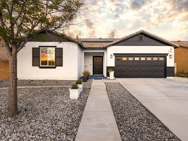 931 Bordeaux, San Jacinto, CA 92582