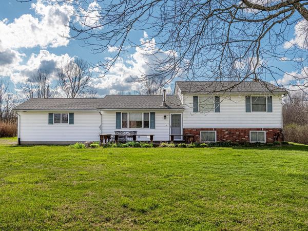 8348 County Road 20 , Mansfield, OH 44904