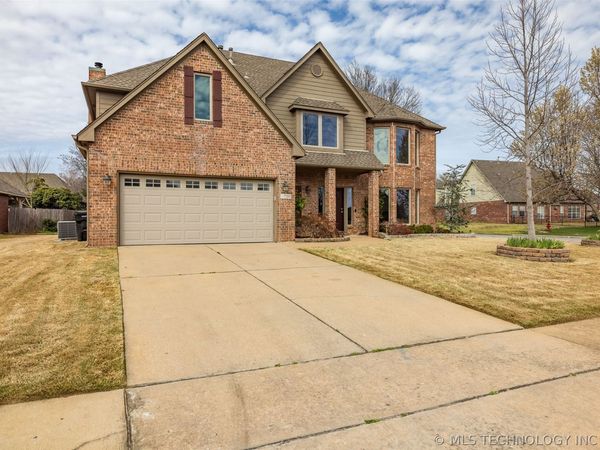 1700 W Lincoln Street , Broken Arrow, OK 74012