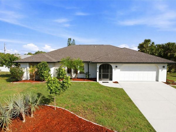 176 N WATERWAY DRIVE NW, PORT CHARLOTTE, FL 33952