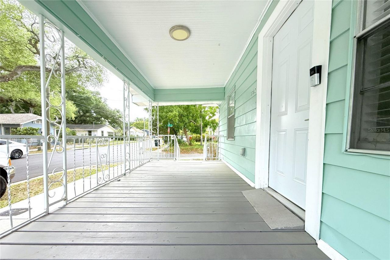 1302 E 33rd Avenue, Tampa, FL 33603 Photo