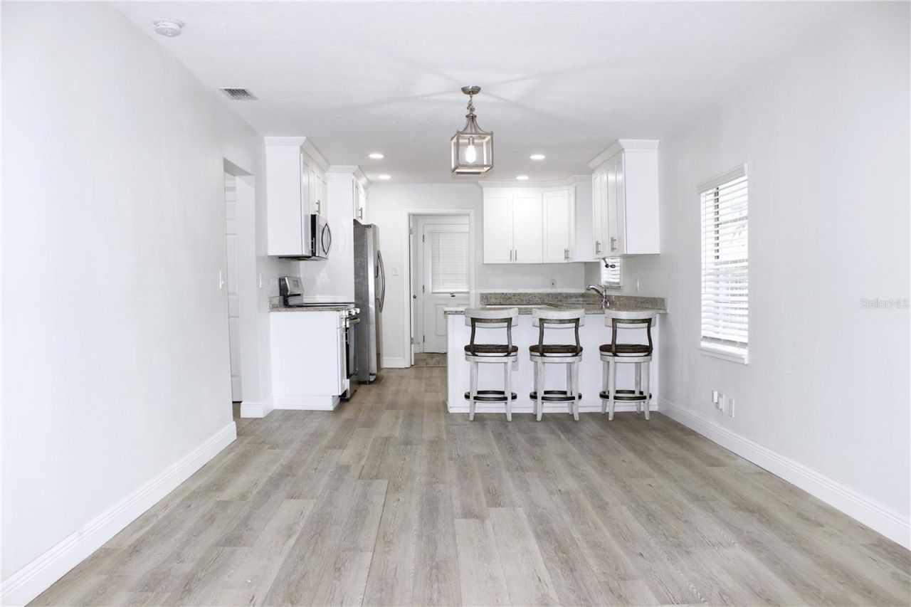 1302 E 33rd Avenue, Tampa, FL 33603 Photo