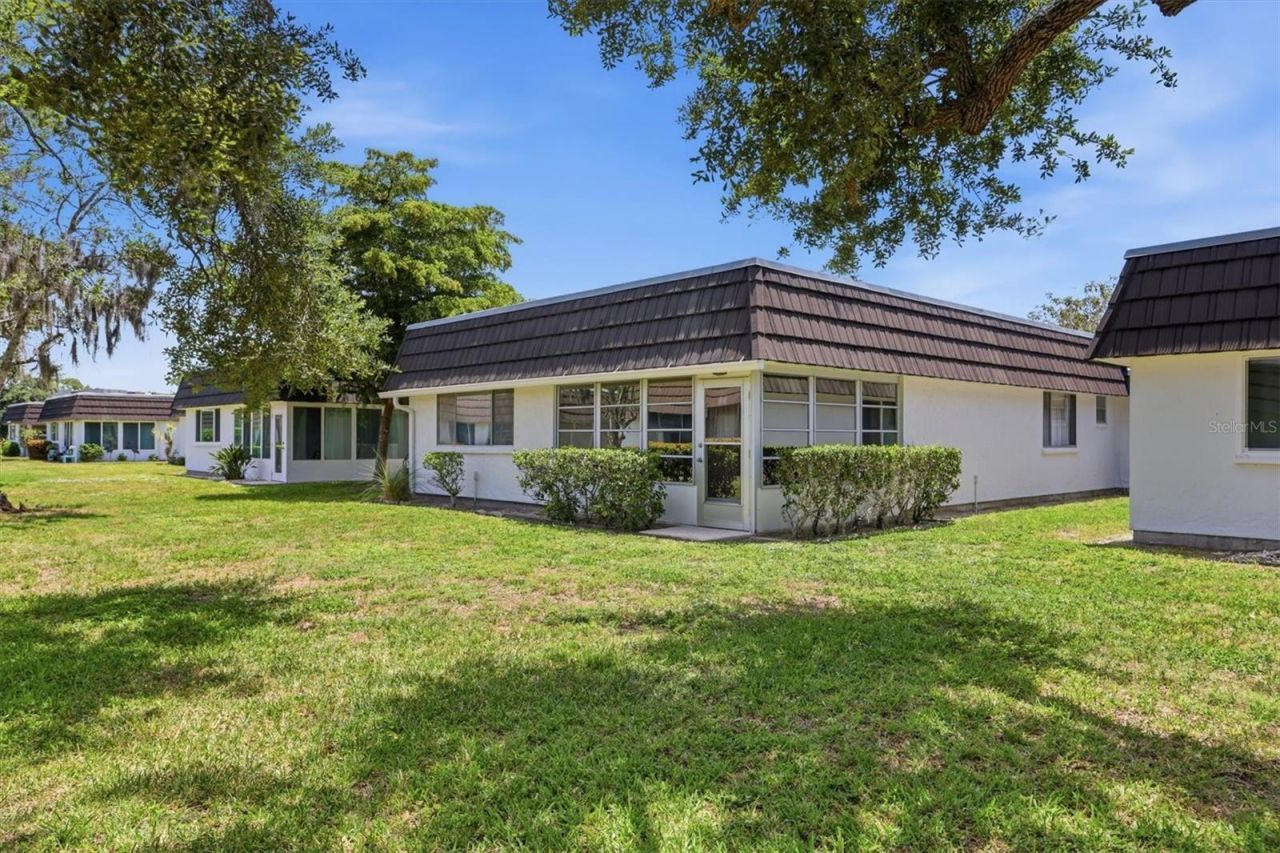 1505 Lakeside Way, Unit 153, Sarasota, FL 34232 Photo