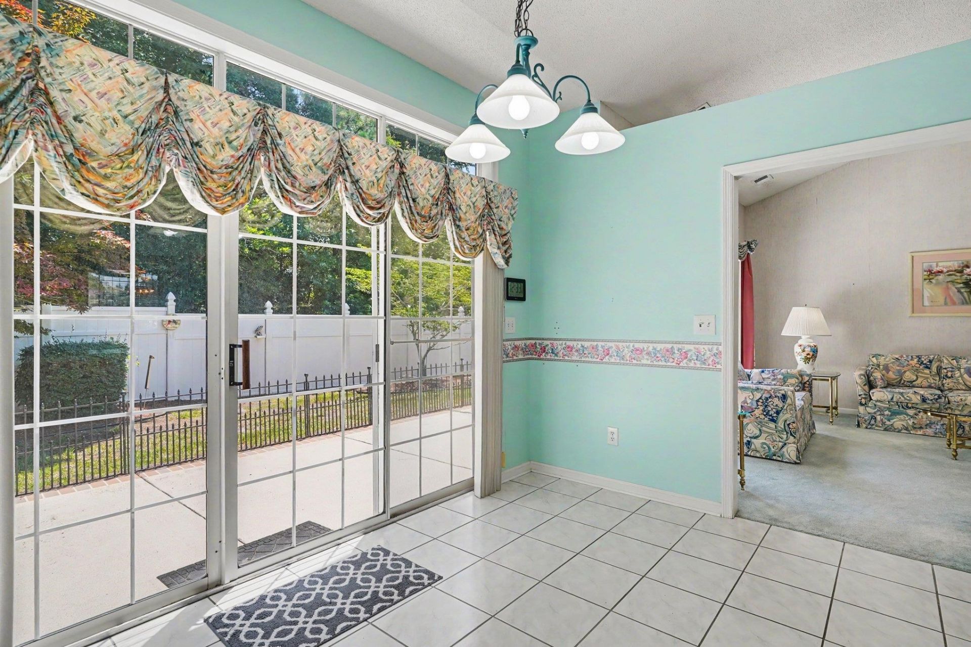 1217 Loblolly Ln. Photo 10
