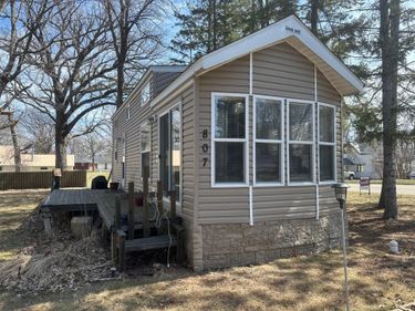 807 E Lake Street, Osakis, MN 56360