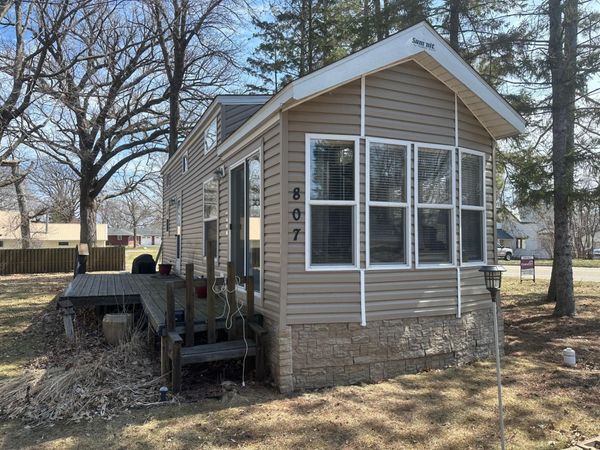 807 E Lake Street, Osakis, MN 56360