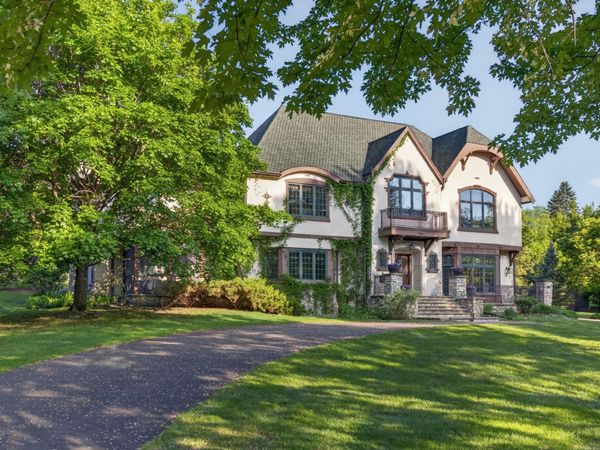 3 Circle E, Edina, MN 55436