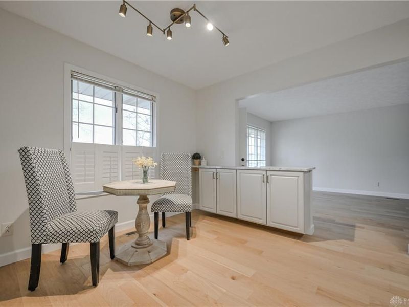 732 Grandview Drive, Springfield, OH 45503 Photo 7