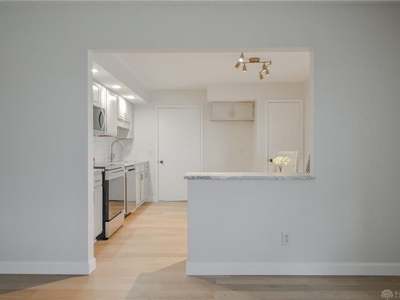 732 Grandview Drive, Springfield, OH 45503 Photo 9